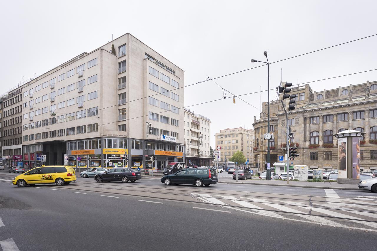 Merkur Park Praag Buitenkant foto